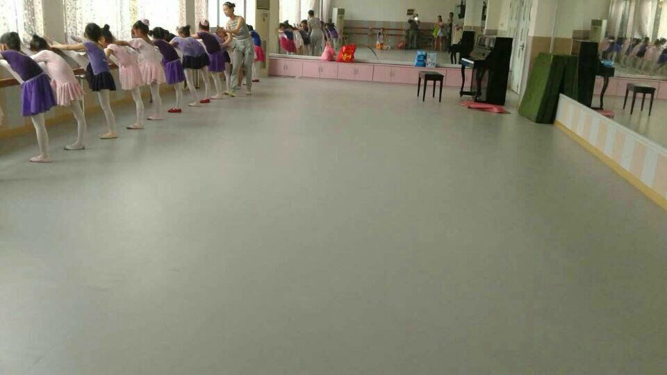 浙江衢州少年宫舞蹈地板胶铺设案例